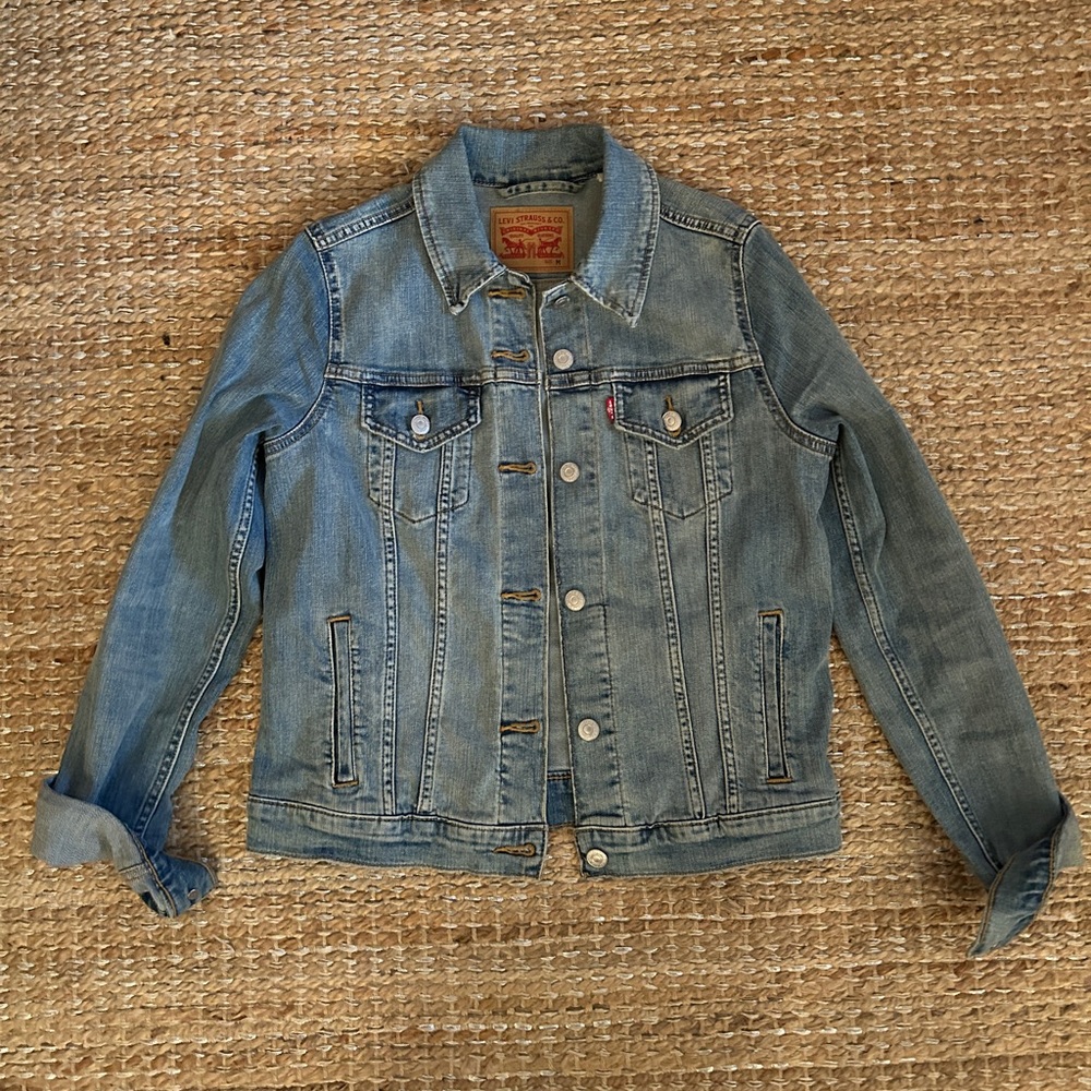 levi’s denim / jean jacket with printed heart detail